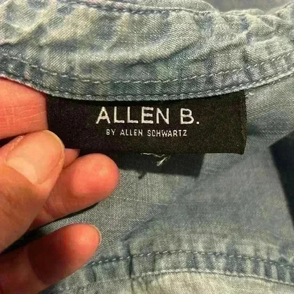 ALLEN B  Dress Women's Size Medium Blue Denim Button Up Shirt - Picture 1 of 7